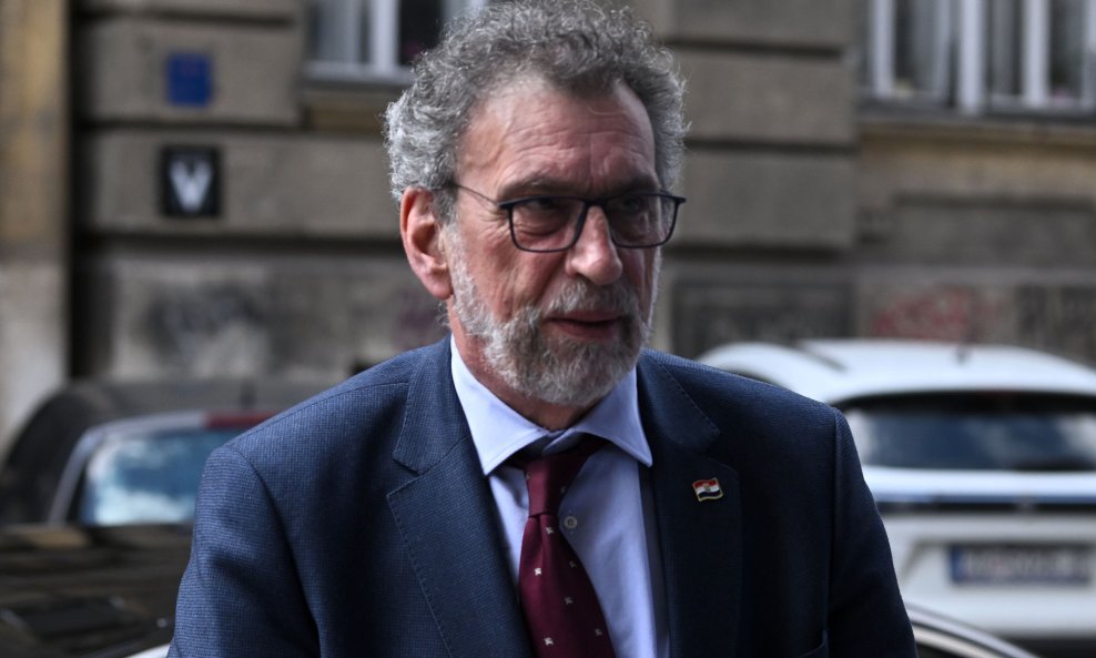 Radovan Fuchs, ministar znanosti i obrazovanja
