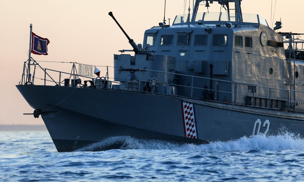 Obalni brod OB-02 Šolta
