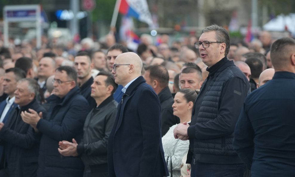 Aleksandar Vučić. Beograd: Prvi dan trodnevnog skupa Pokreta za narod i državu 'Ne damo Srbiju'