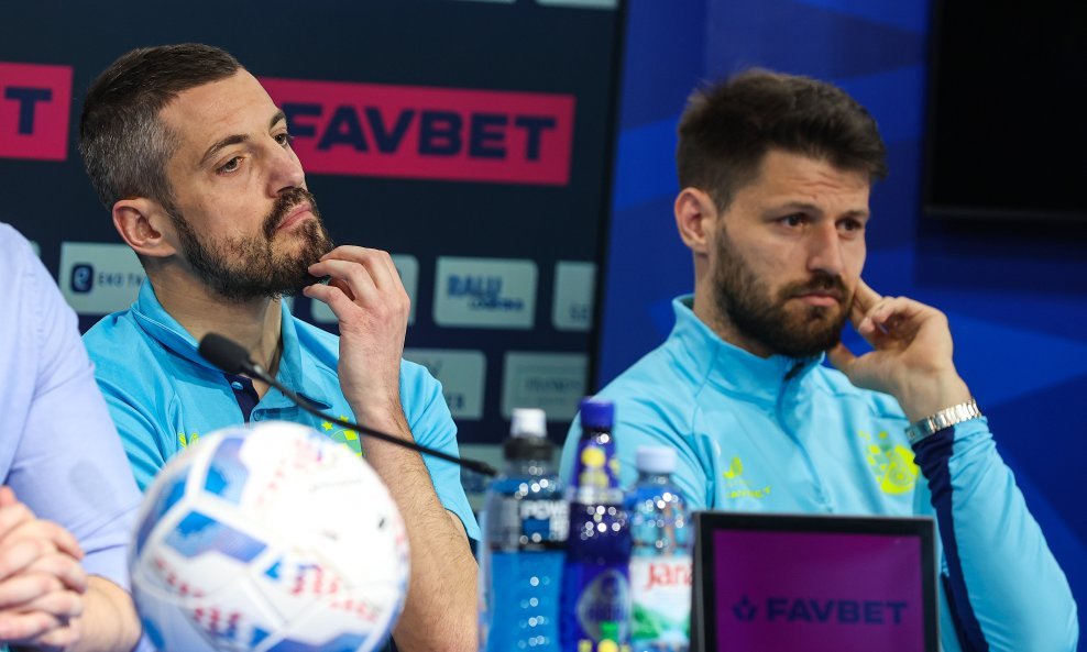 Arijan Ademi i Bruno Petković