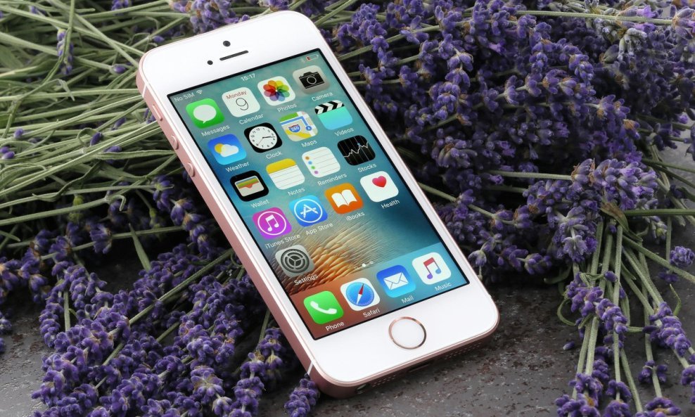 iPhone pametni telefon smartphone lavanda