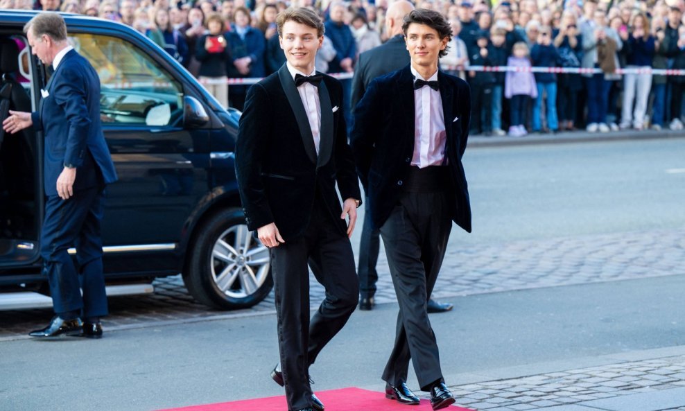 Grofovi Nikolai i Felix