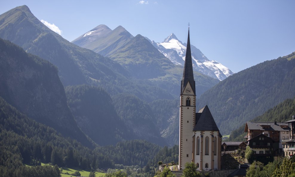 Austrija