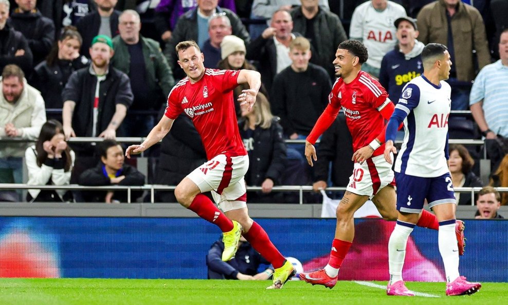 Chris Wood slavi gol protiv Tottenhama