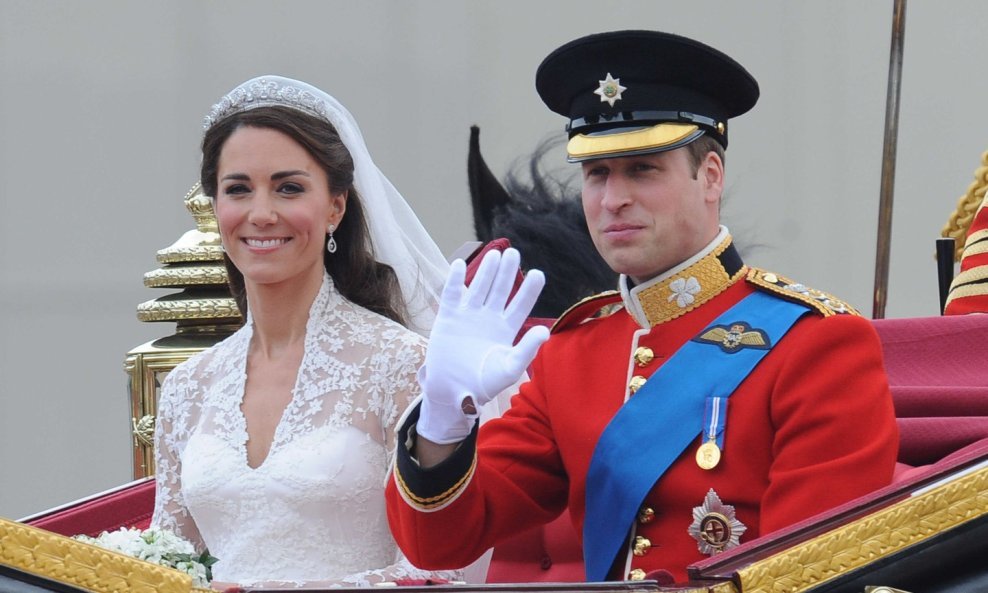 Princ William i Kate Middleton na dan vjenčanja 2011.