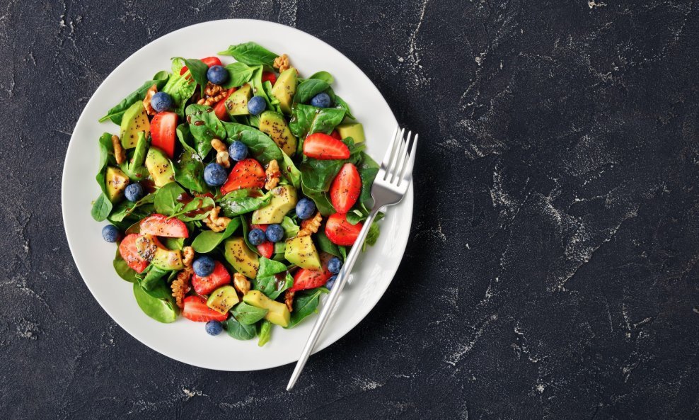 Salate s avokadom bogate su nutrijentima