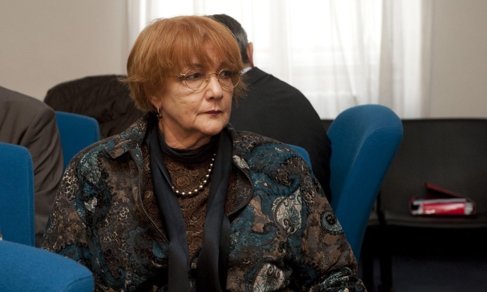 Deša Mlikotin Tomić