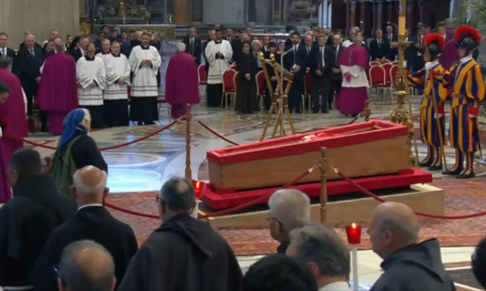 Genevieve Jeanningros oprašta se od pape Franje