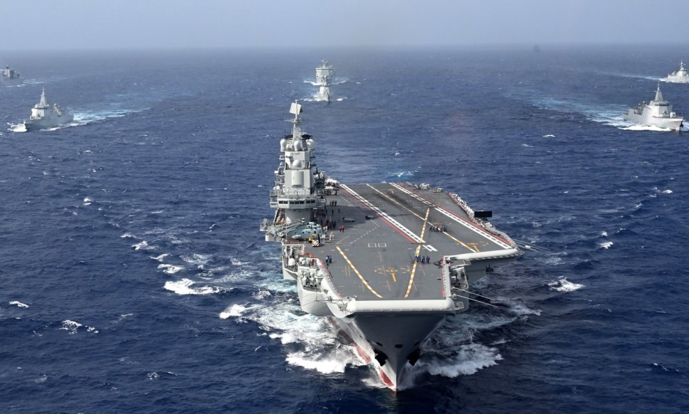 Kineski nosač zrakoplova Liaoning