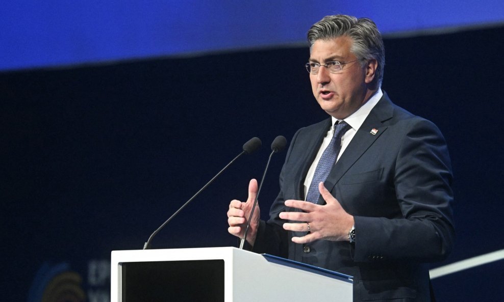 Andrej Plenković na kongresu EPP-a u Valenciji
