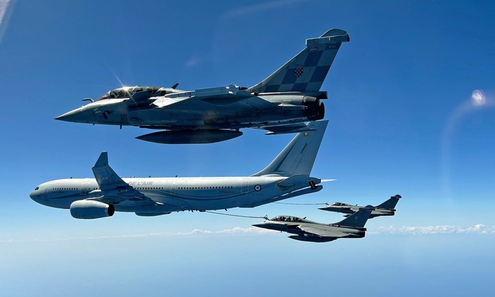 Vježba hrvatskih i francuskih aviona Rafale (ilustracija)