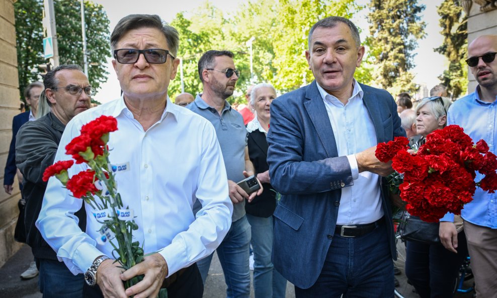 Ivica Lovrić jedan je od kandidata za gradonačelnika Zagreba koji se pojavio na prvosvibanjskoj proslavi u Maksimiru