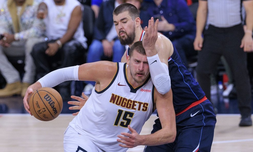 Nikola Jokić i Ivica Zubac