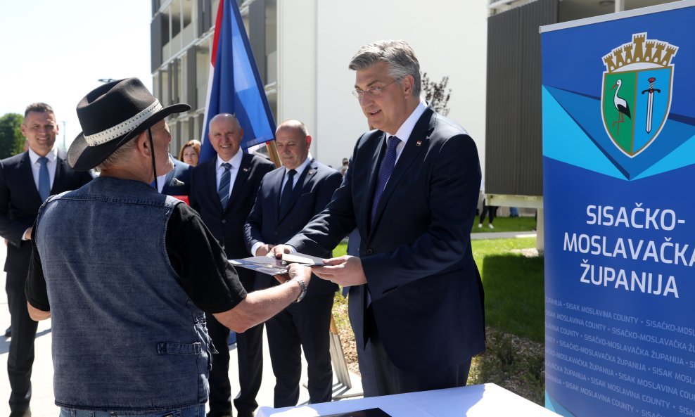 Premijer Andrej Plenković u Sisku