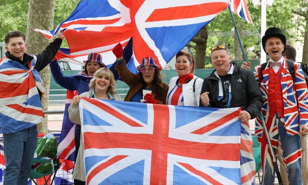 Slavlje na ulicama Londona povodom 80. obljetnice završetka Drugog svjetskog rata