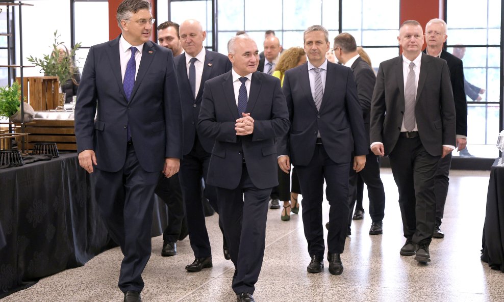 Plenković u posjeti Građevinskom faklutetu
