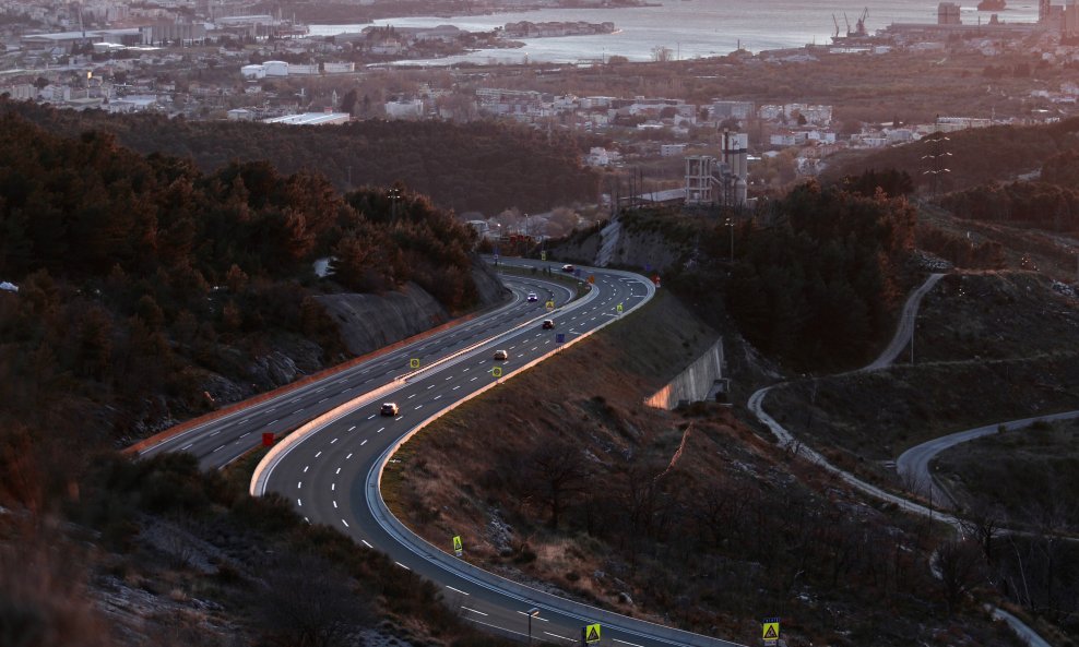 Brza cesta Solin-Klis