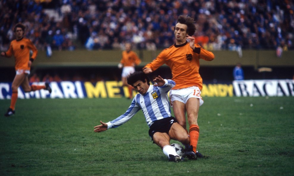 Luis Galvan