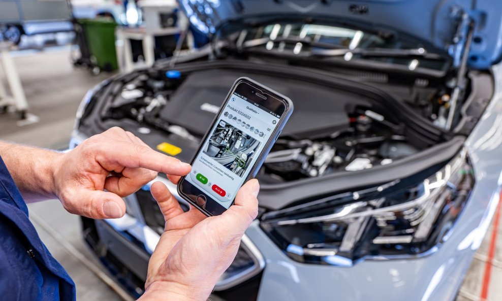 BMW umjetnom inteligencijom podiže kvalitetu provjere u montaži vozila