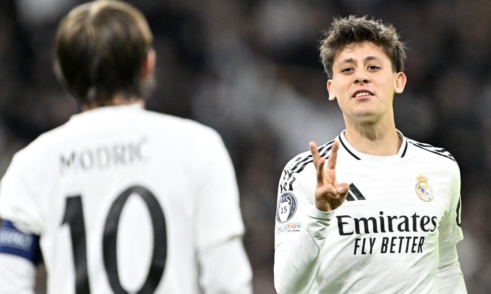 Luka Modrić i Arda Guler