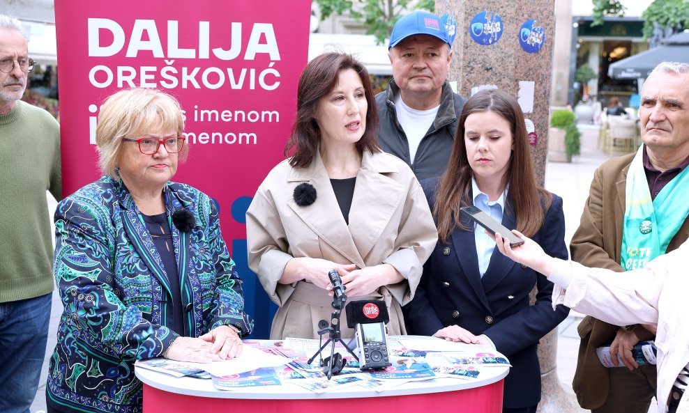 Dalija Orešković i Anka Mrak Taritaš