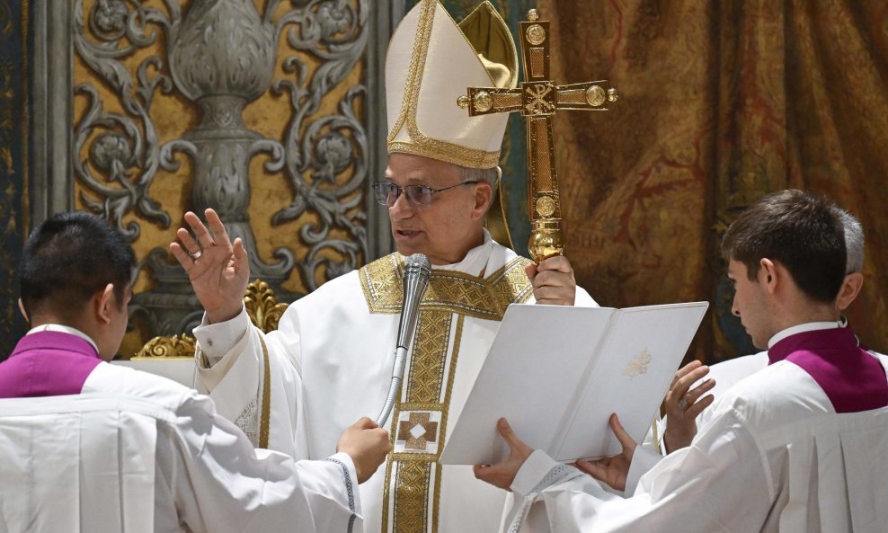 Lav XIV. drži prvu misu nakon izbora za papu