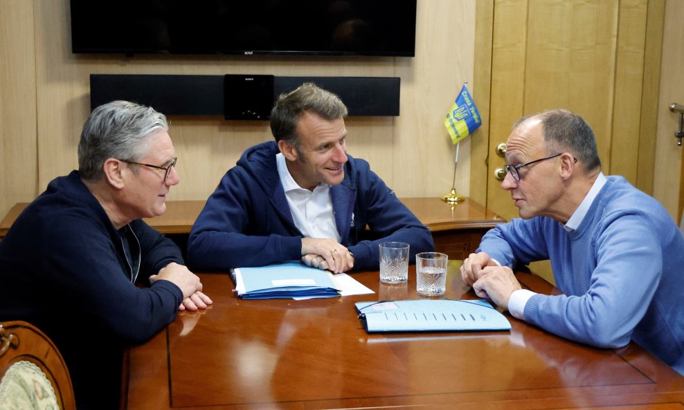 Keir Starmer, Emmanuel Macron i Friedrich Merz