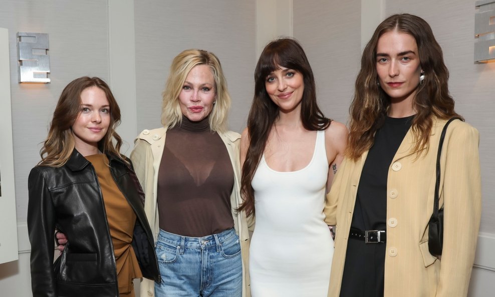 Stella Banderas, Melanie Griffith, Dakota Johnson i Grace Johnson