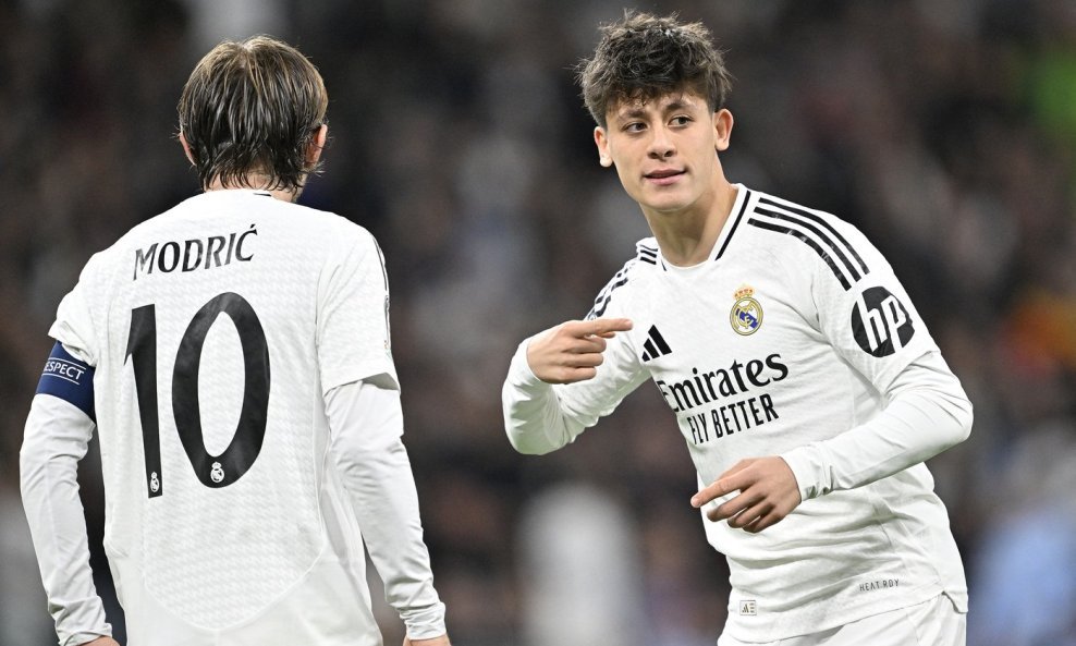 Luka Modrić i Arda Güler