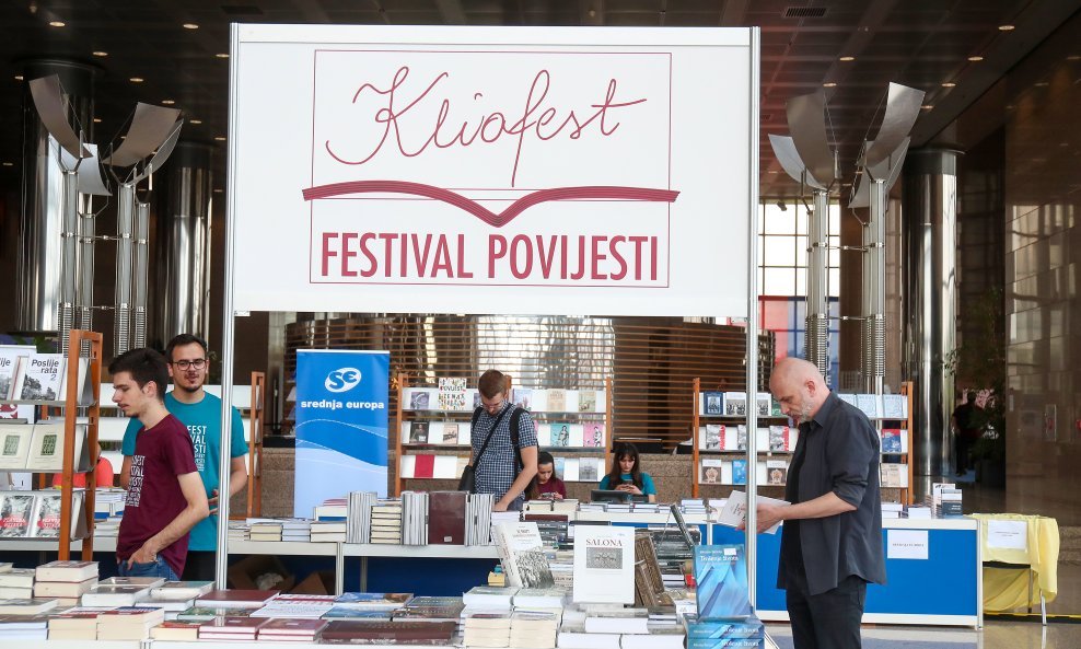 Glavni dio programa održava se u Nacionalnoj i sveučilišnoj knjižnici