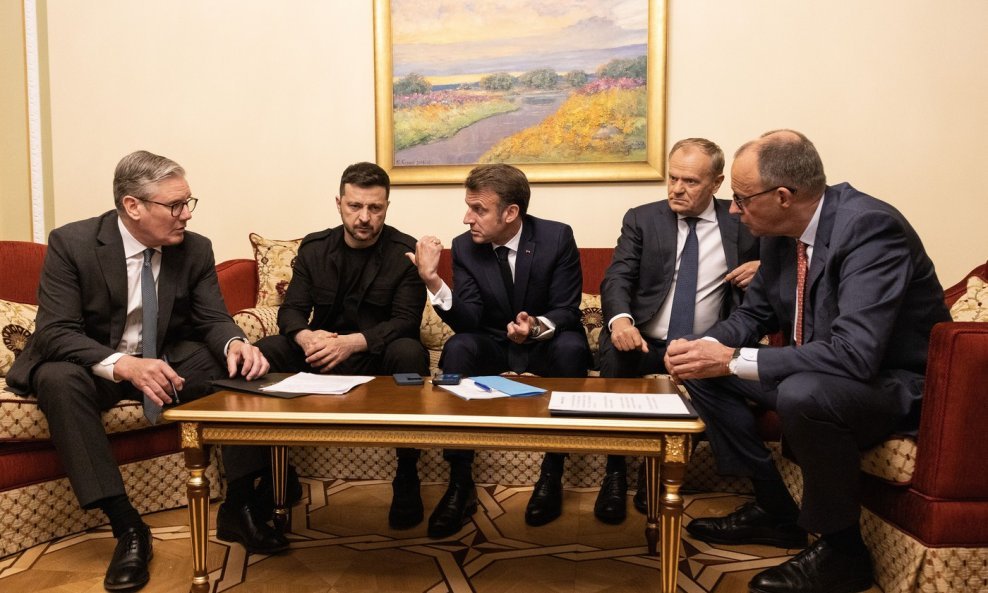 Keir Starmer, Volodimir Zelenski, Emmanuel Macron, Donald Tusk i Friedrich Merz