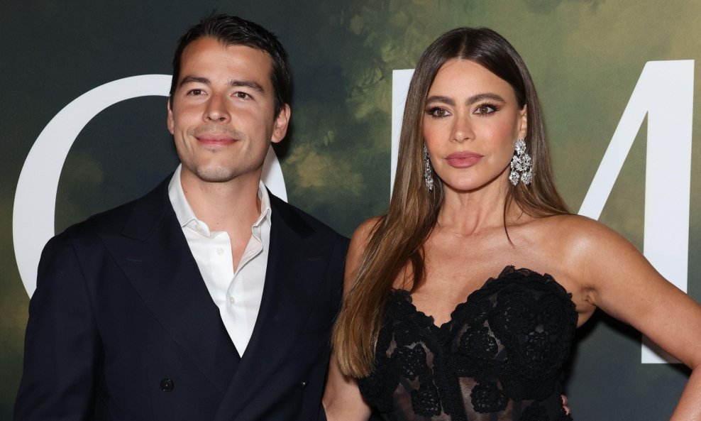 Sofia Vergara sa sinom Manolom