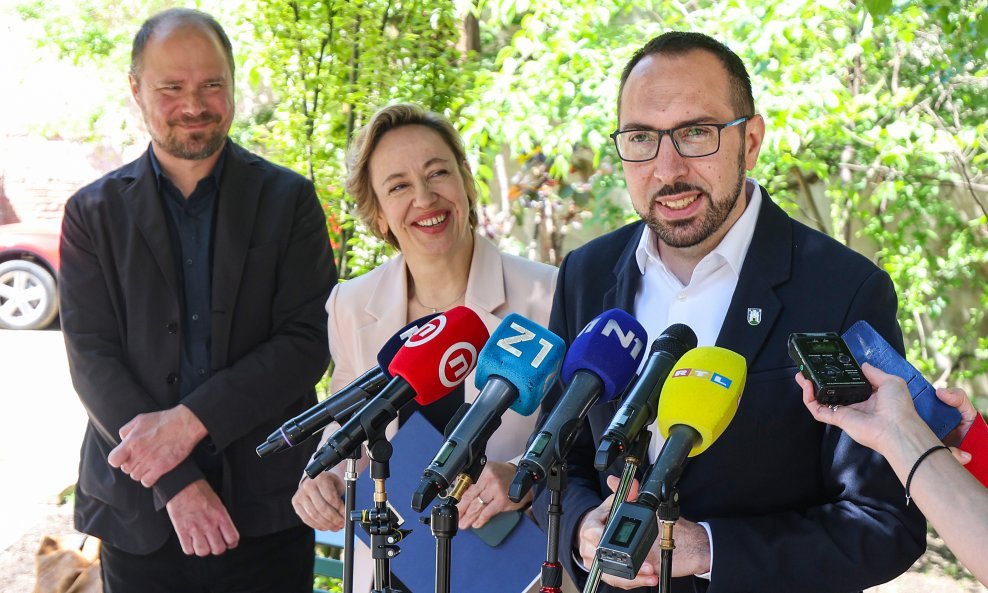 Luka Korlaet, Danijela Dolenec, Tomislav Tomašević