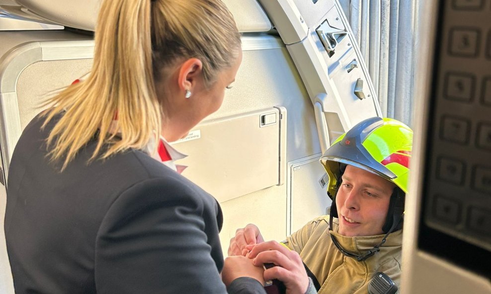 Prosidba u avionu