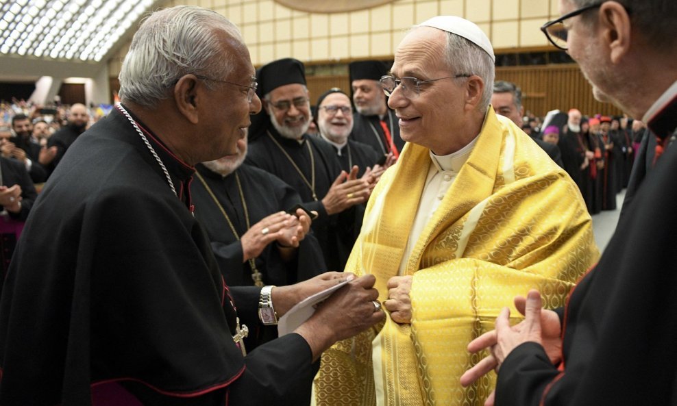 Papa Lav XIV.