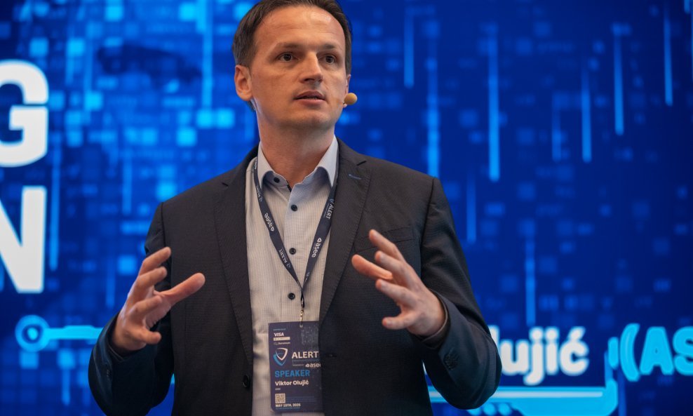 Viktor Olujić, ASEE