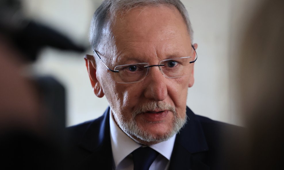 Davor Božinović