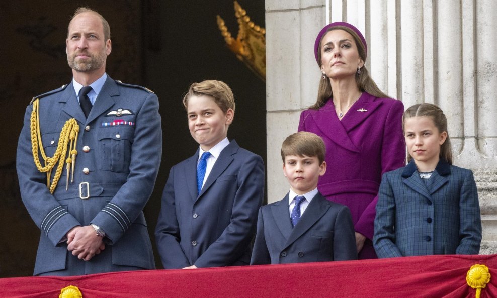 Princ William, princ George, Louis, princeza Charlotte i Kate Middleton