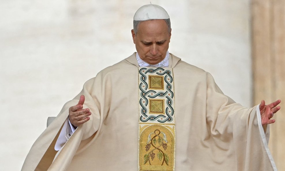 Papa Lav XIV.