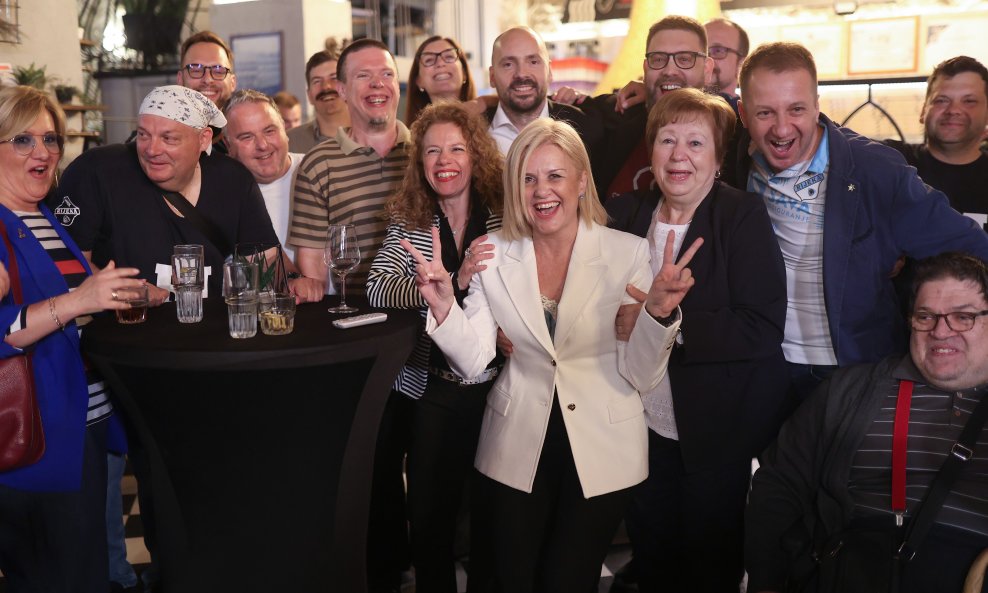 Iva Rinčić u stožeru dočekala izlazne ankete