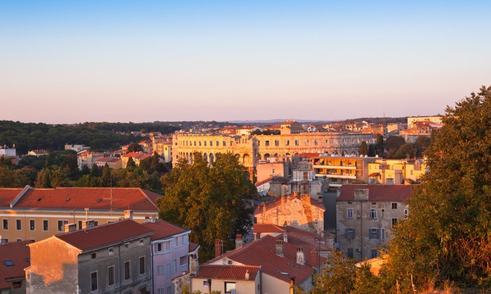 Pula