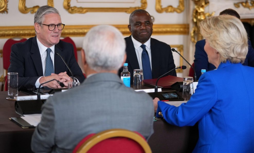 Keir Starmer i europski čelnici u Londonu
