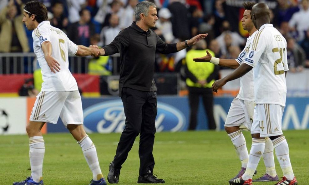 Jose Mourinho s igračima nakon utakmice Real - CSKA