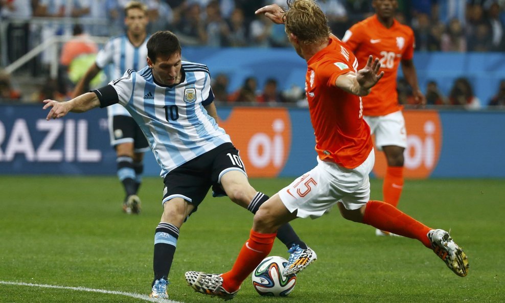 Lionel Messi i Dirk Kuyt