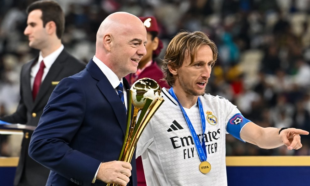 Infantino i Modrić