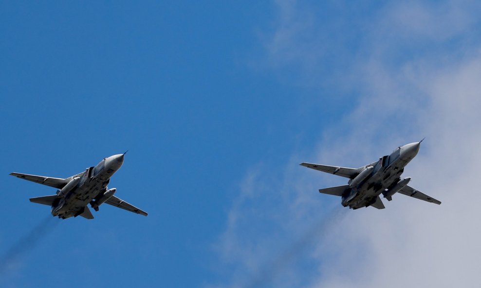 SU-24 / Ilustracija