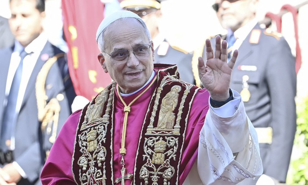 Papa Lav XIV.
