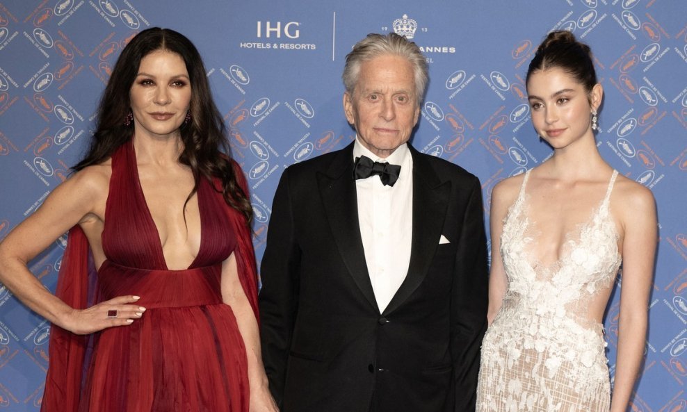 Catherine Zeta-Jones, Michael Douglas i Carys Zeta Douglas