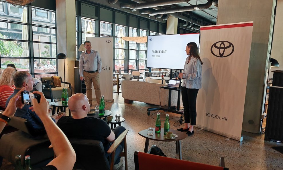 Edin Selimović (lijevo), novi direktor Toyota Croatie