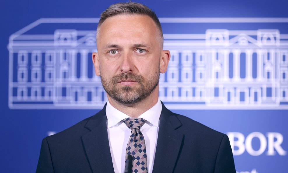 Marin Piletić, ministar rada i socijalne politike